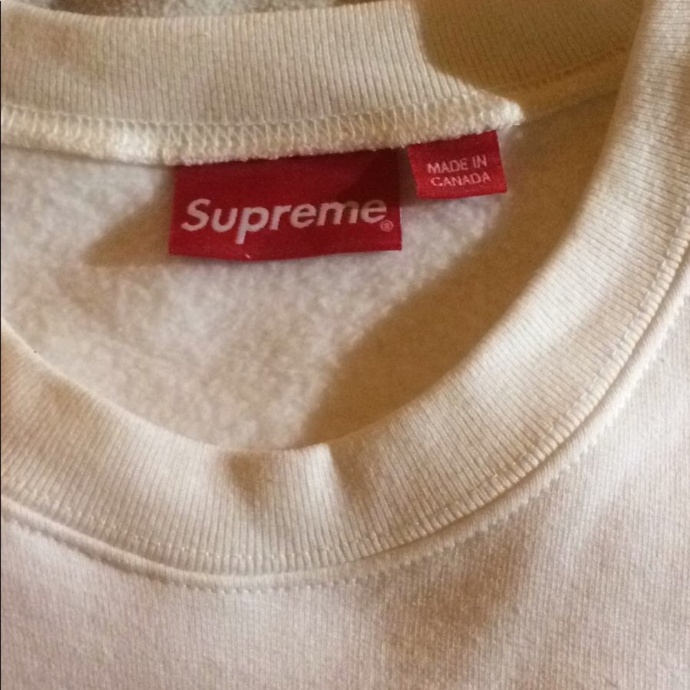 Supreme sweatshirt